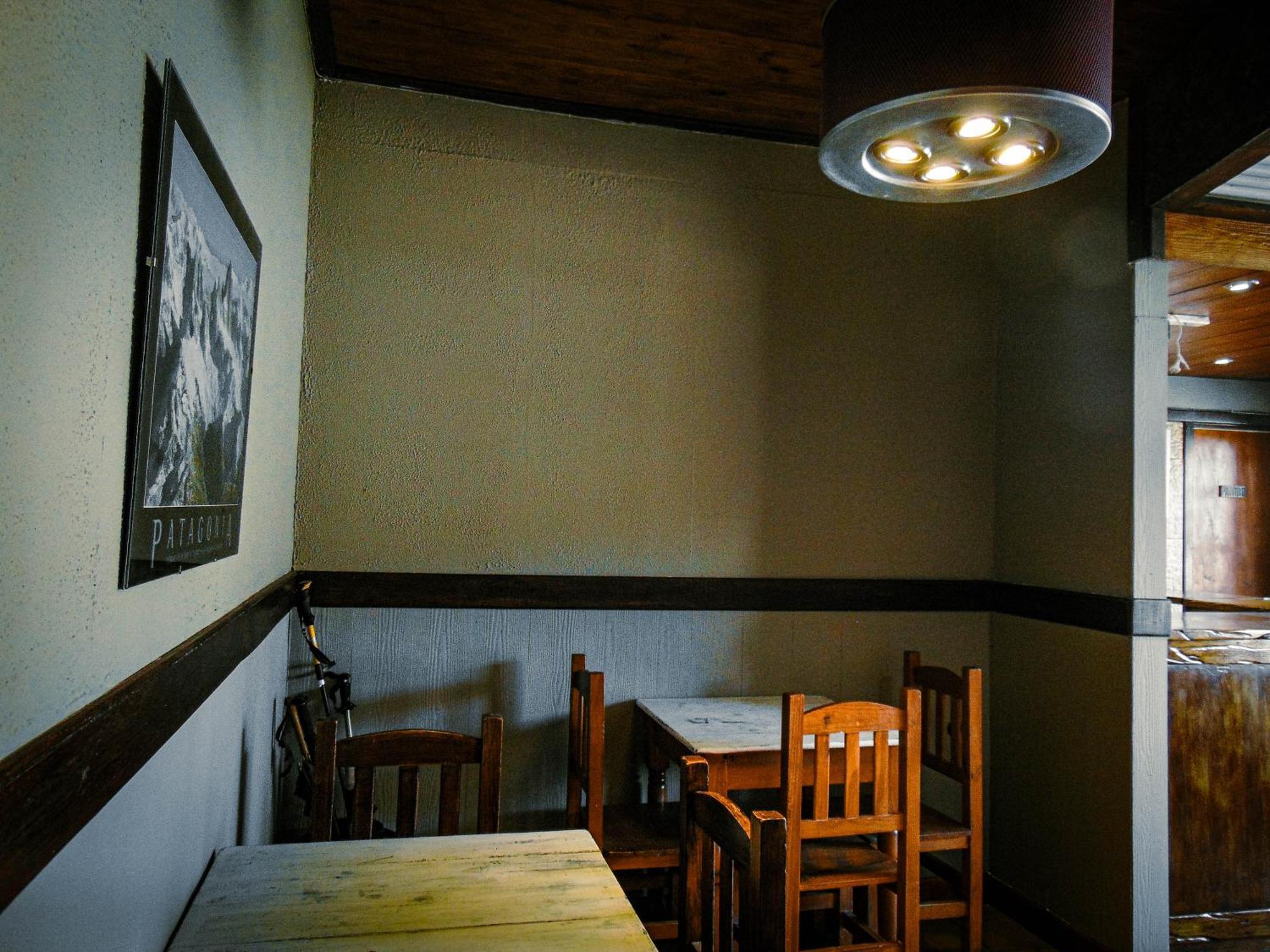 Albergue Constantino By Lo De Guille *